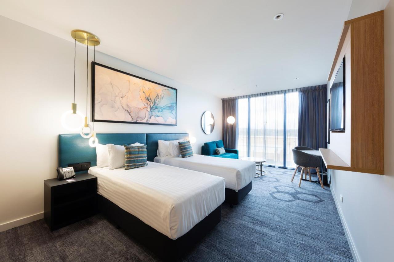 Mercure Canberra Belconnen Екстериор снимка