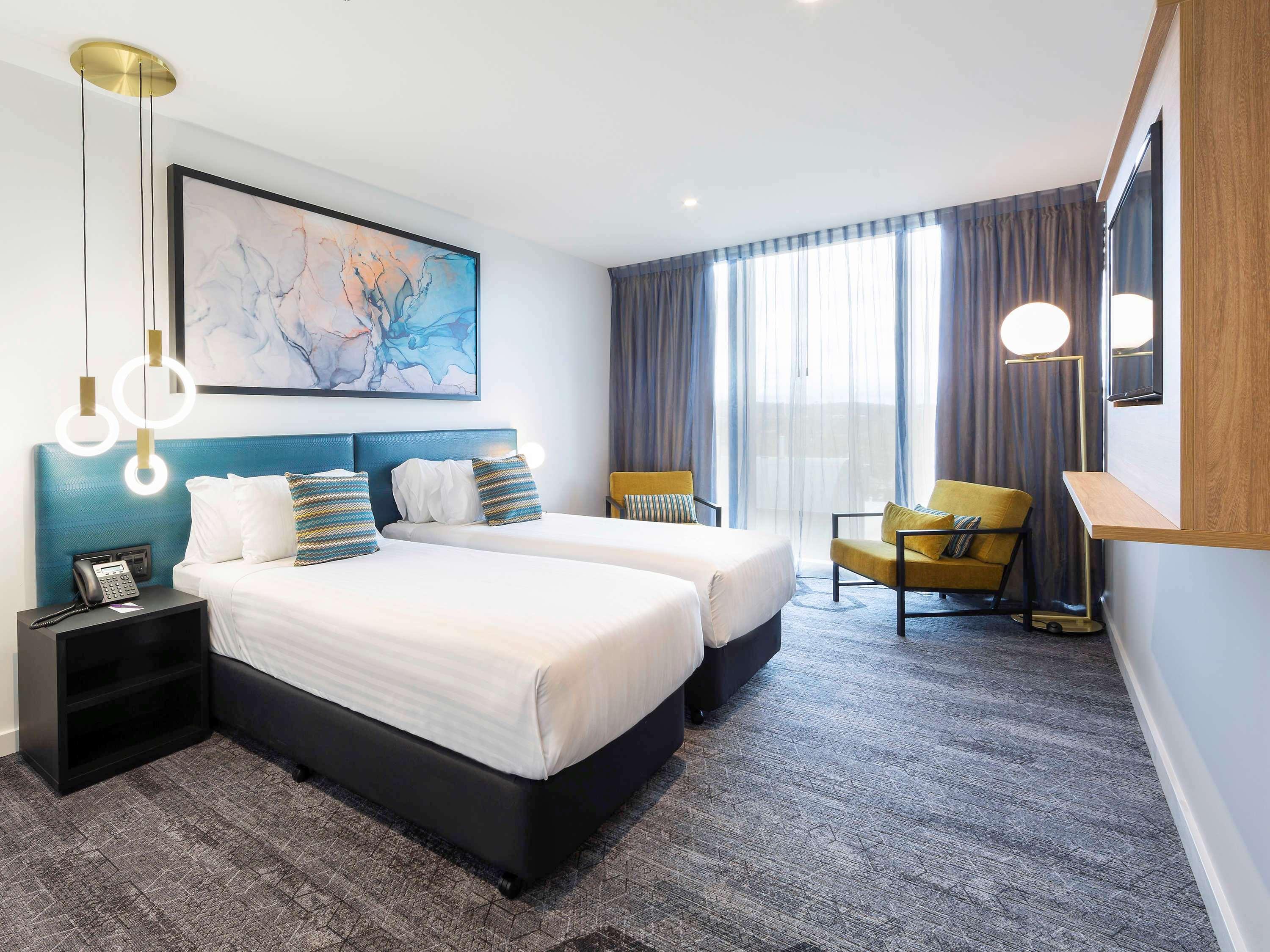 Mercure Canberra Belconnen Екстериор снимка