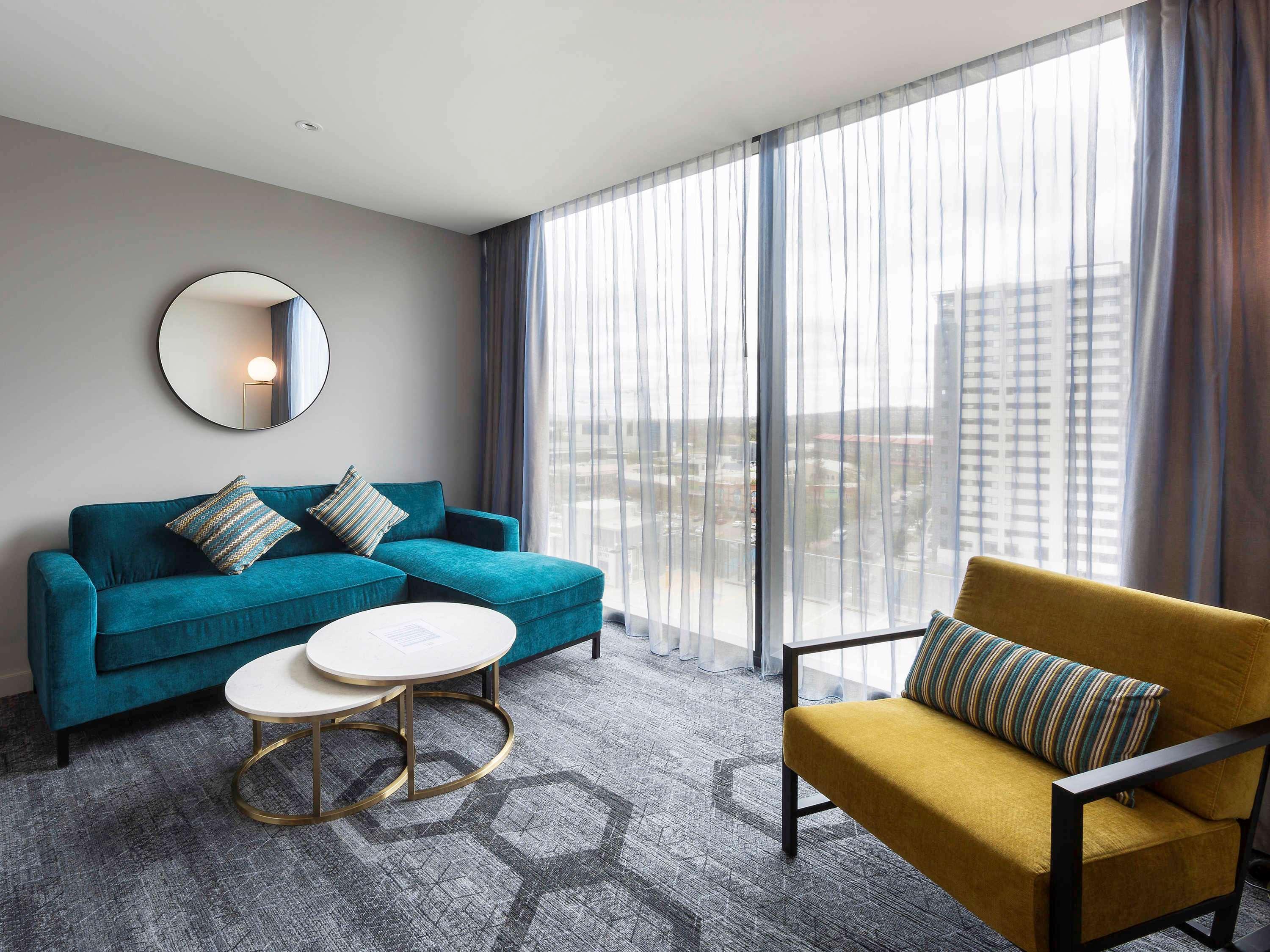 Mercure Canberra Belconnen Екстериор снимка
