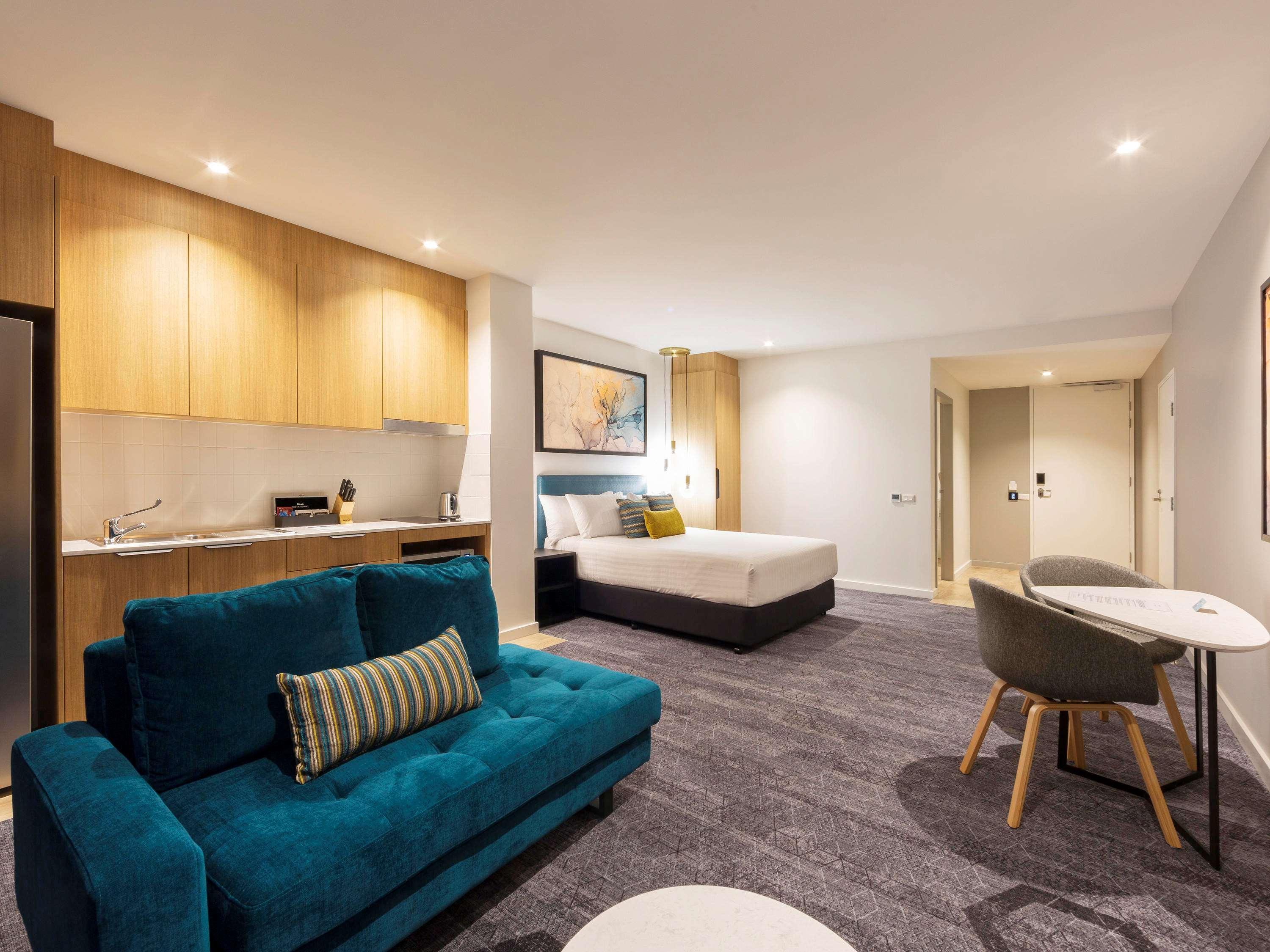 Mercure Canberra Belconnen Екстериор снимка