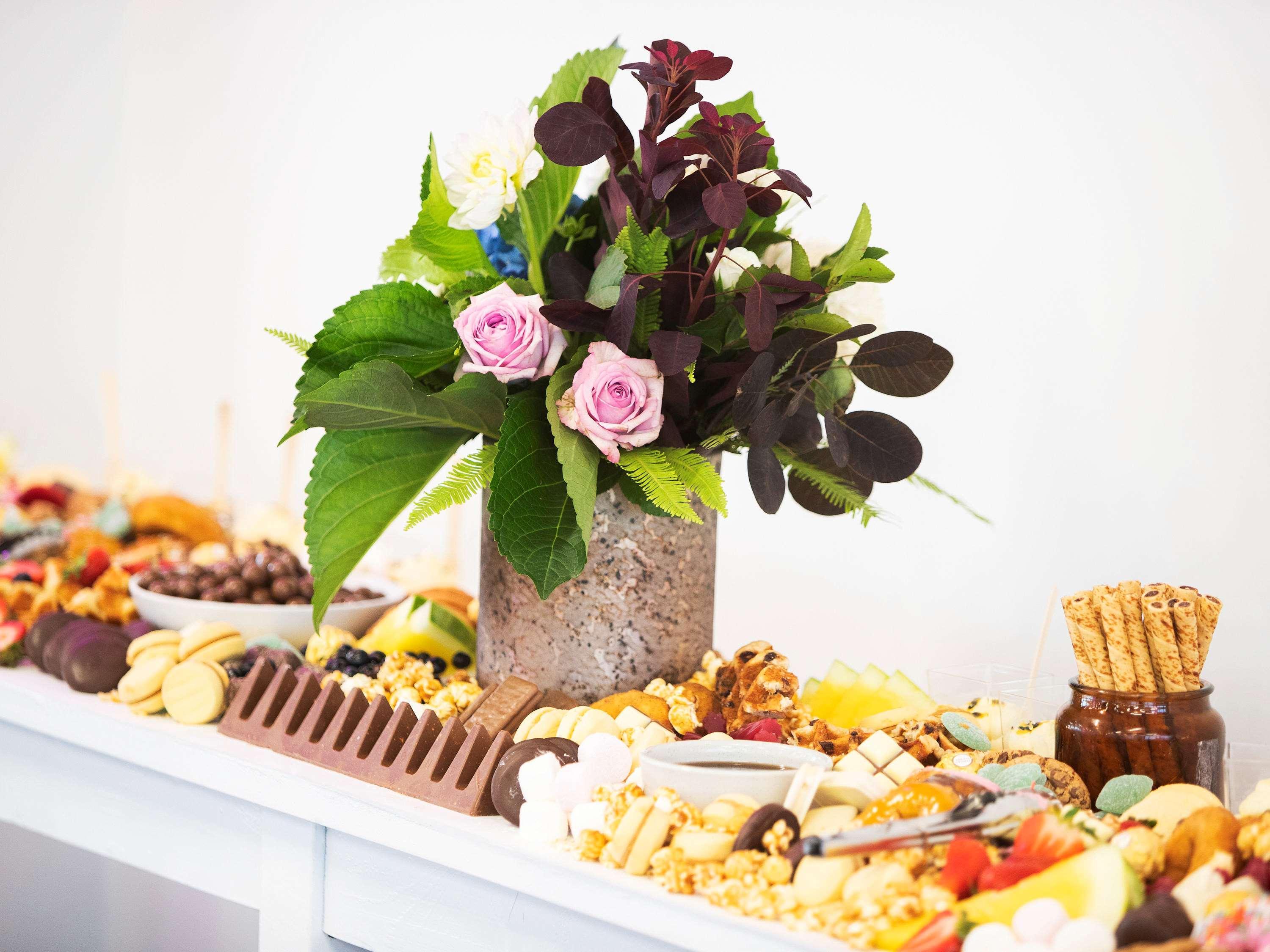 Mercure Canberra Belconnen Екстериор снимка