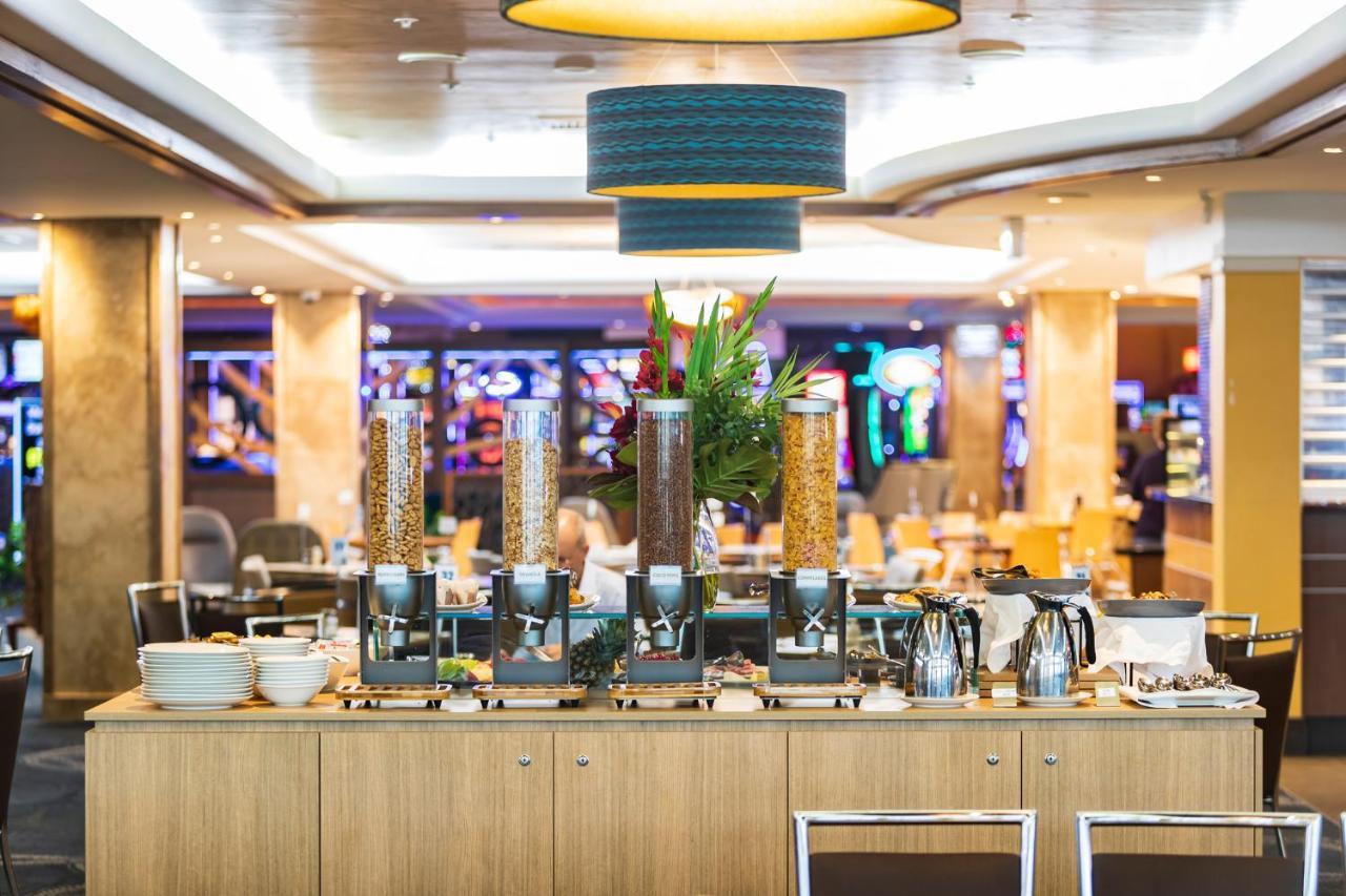 Mercure Canberra Belconnen Екстериор снимка