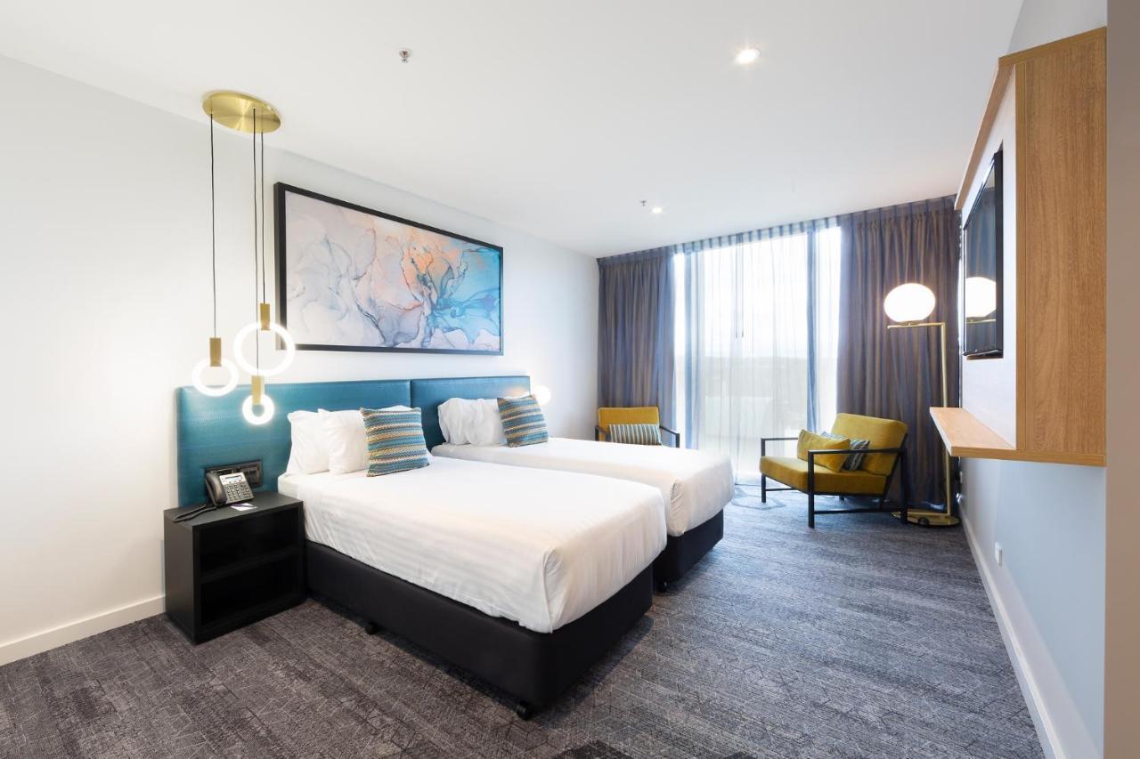 Mercure Canberra Belconnen Екстериор снимка
